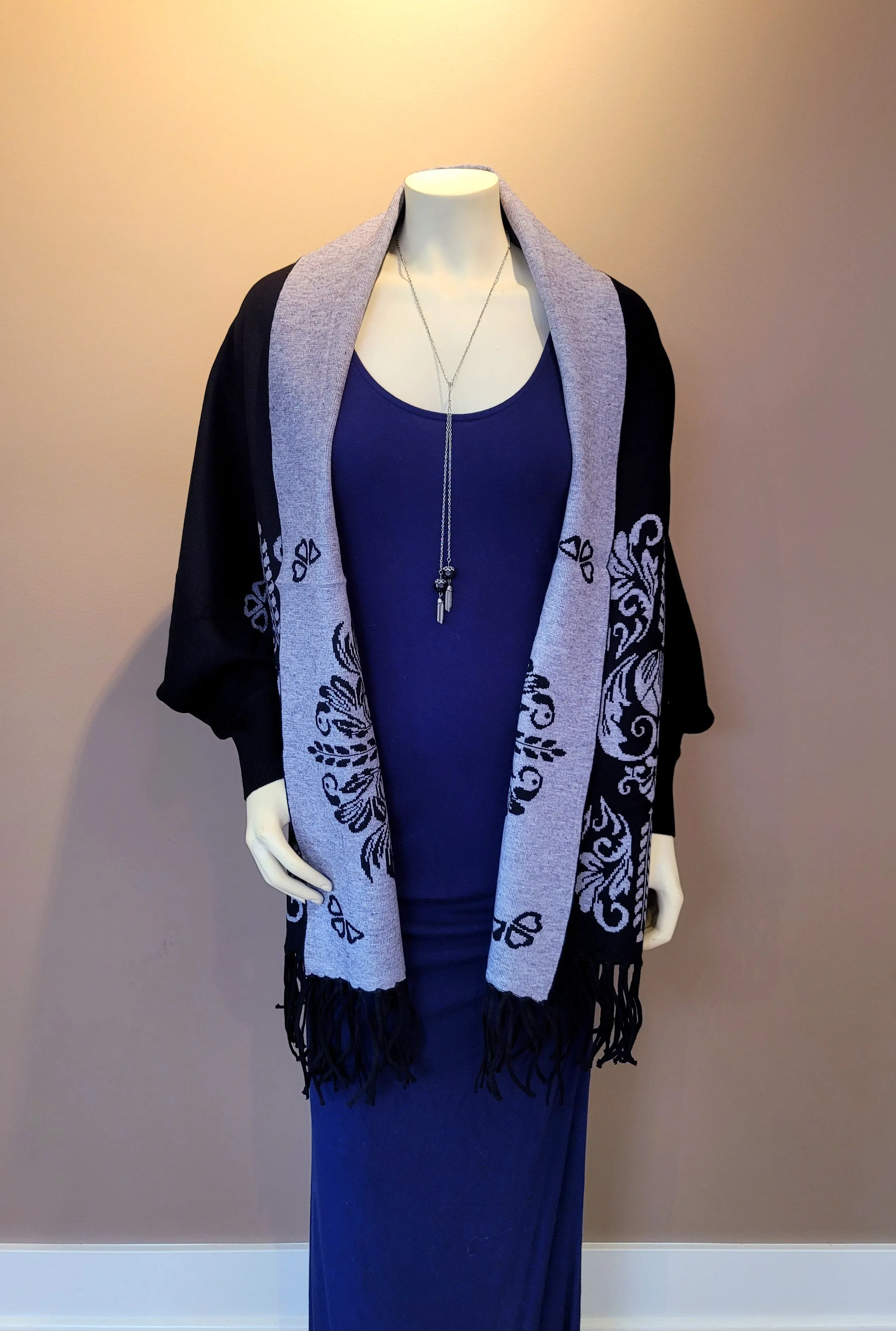 Black/Grey Scroll Shawl