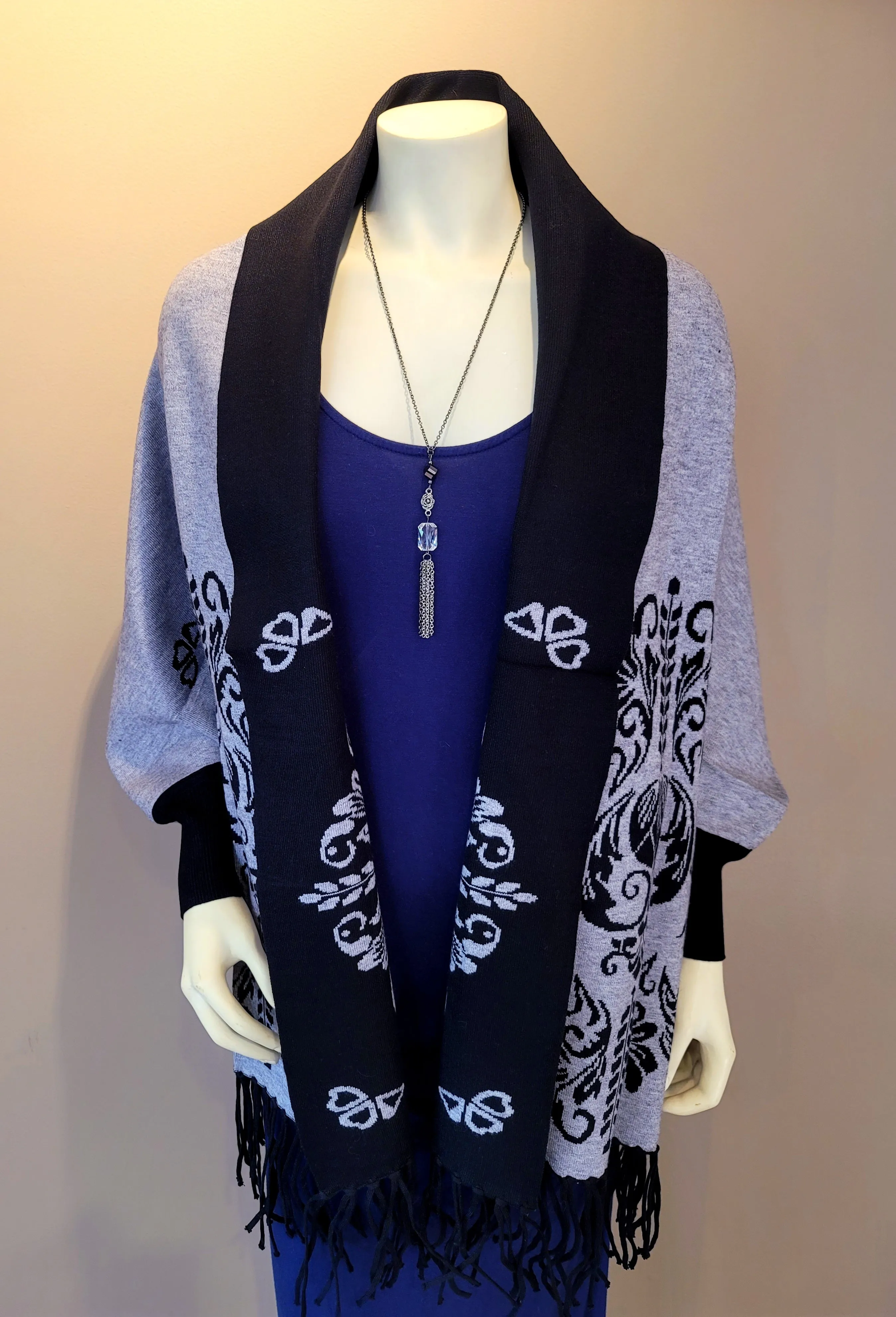 Black/Grey Scroll Shawl