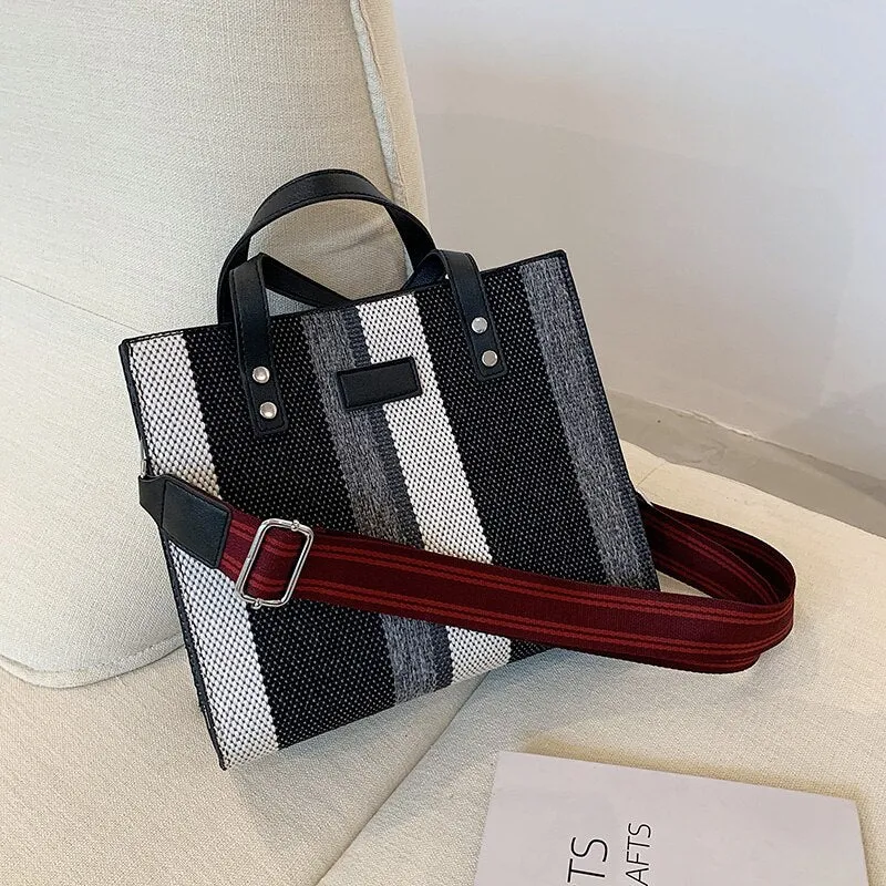 Christmas Gift Stripe Small Shopper Crossbody Shoulder Bags for Women 2021 New Arrival Designer Trends Female Casual Shopping Handbags Totes