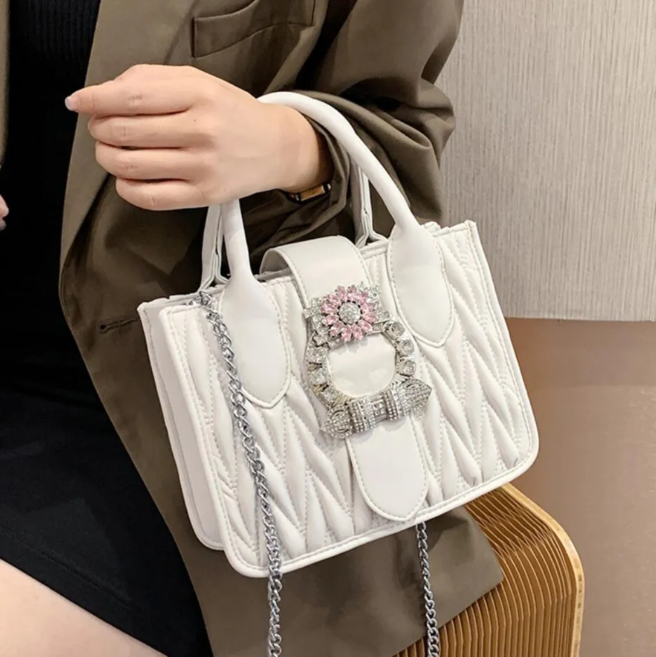 Christmas Gift Sweet Lady Tote bag 2021 Fashion New High quality PU Leather Women's Designer Handbag Diamond Lock Chain Shoulder Messenger Bag