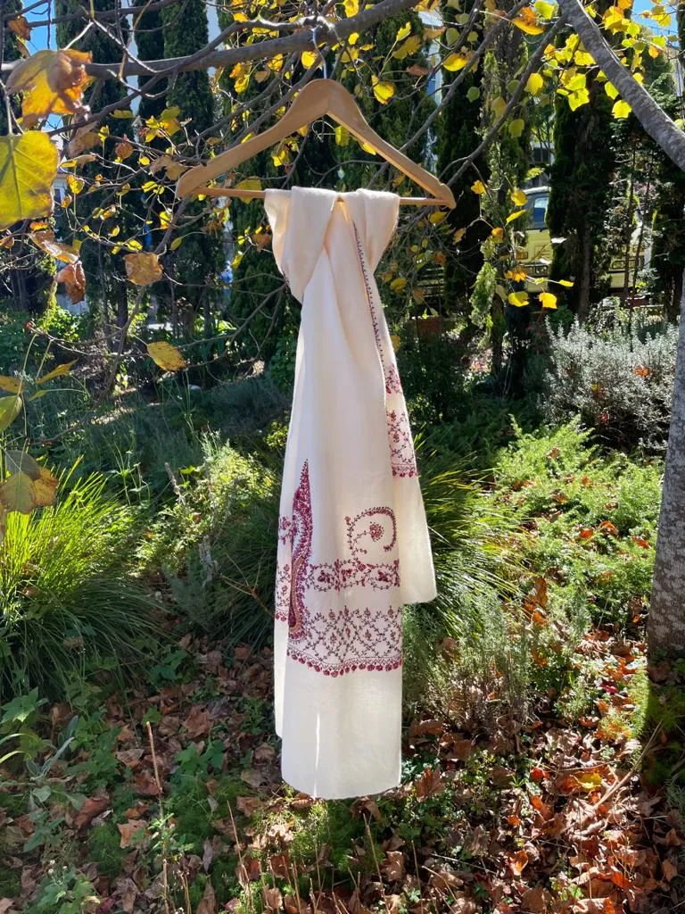 Fair Trade Embroidered Wool Shawl/Stole/Scarf (White Paisley)