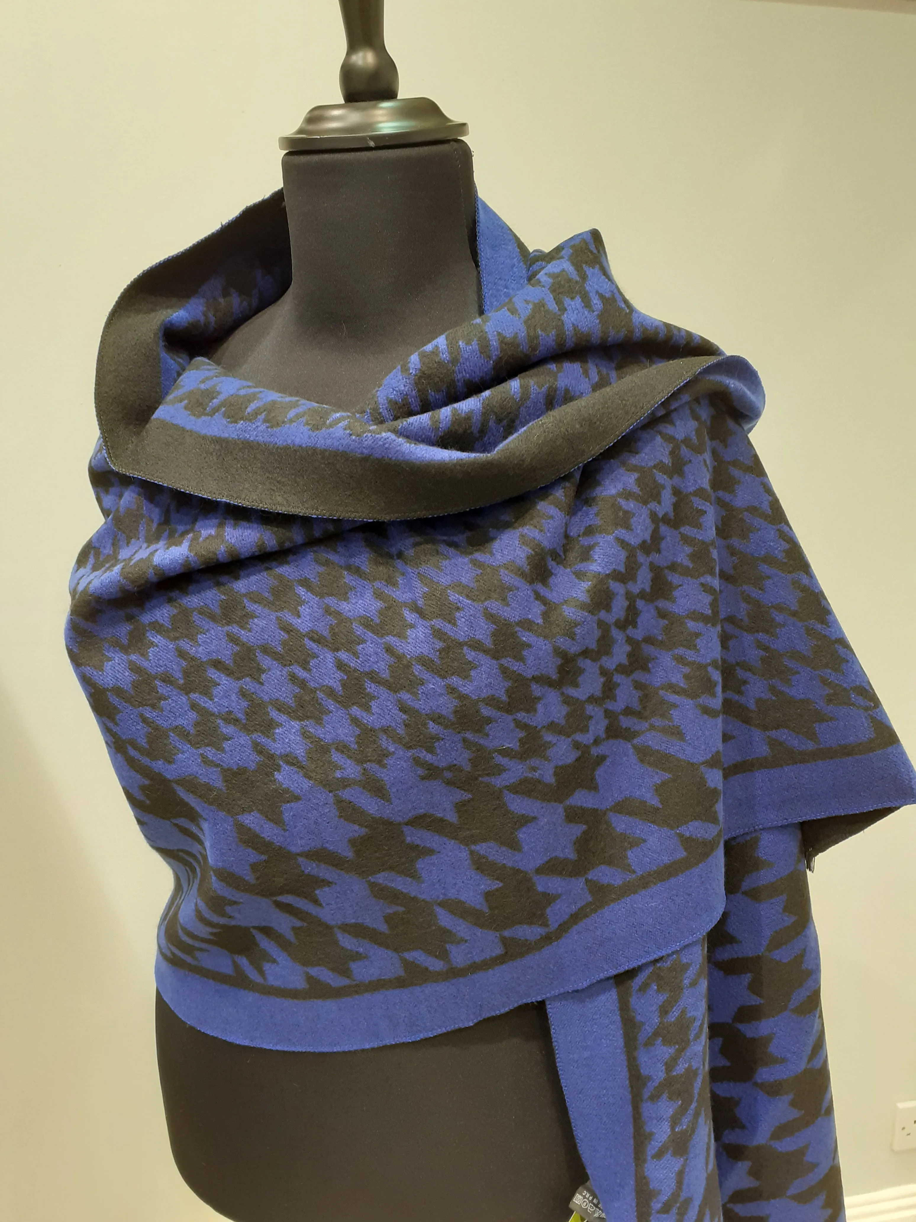 Houndstooth Winter Scarves