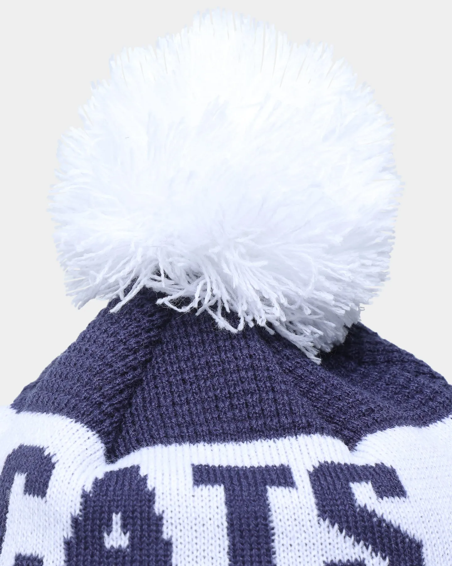 New Era Geelong Cats 'AFL 2022' Pom Waffle Knit Beanie Navy