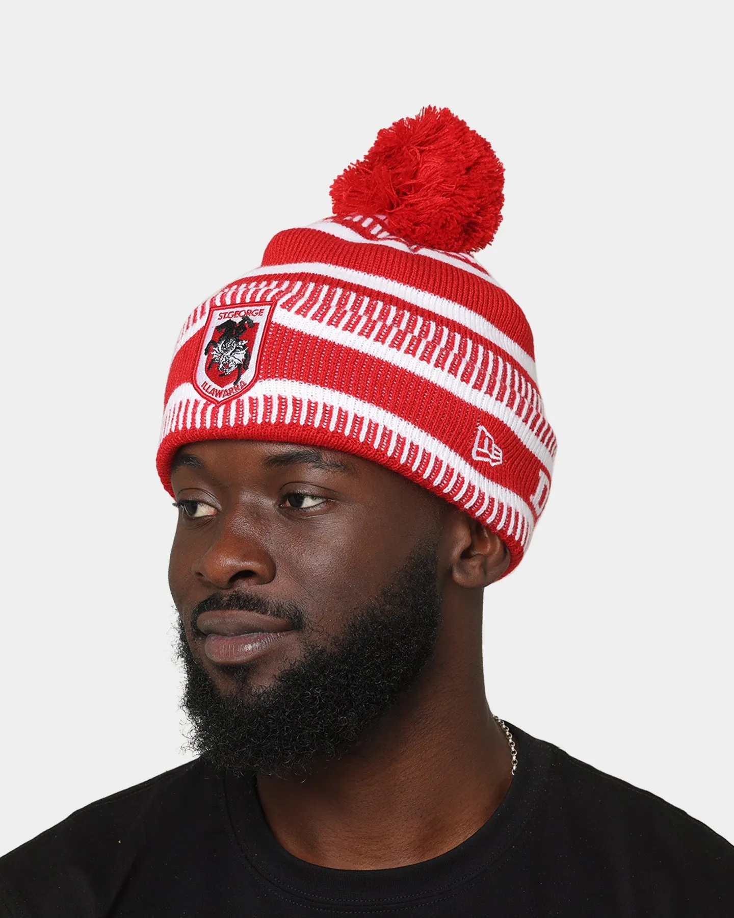 New Era St. George Illawarra Dragons NRL Kick Off 2022 Pom Wordmark Beanie Red