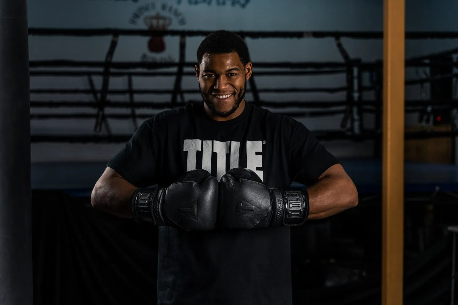 TITLE Black Training Gloves 2.0